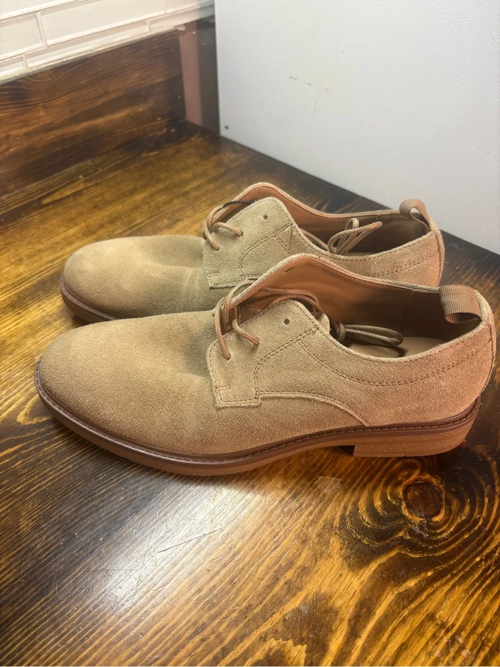 Madden NYC tan Dress Shoes Size 8
